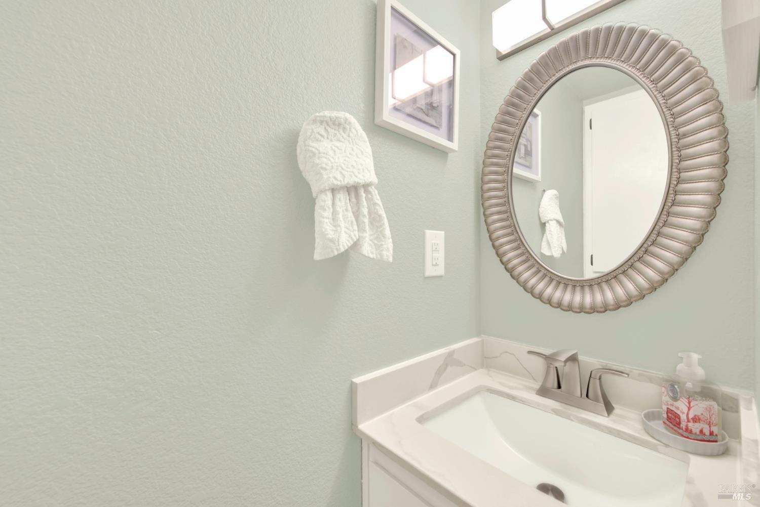 369 Kendrick Lane Vacaville CA 95687