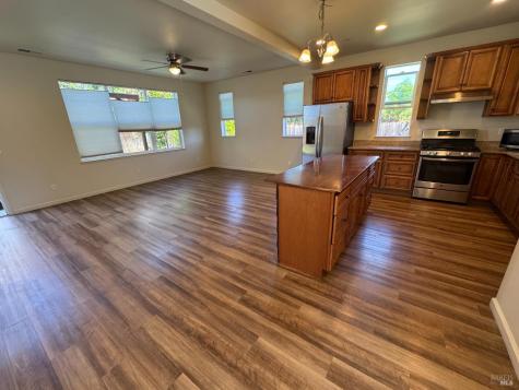 2021 Ravello Way Santa Rosa CA 95403