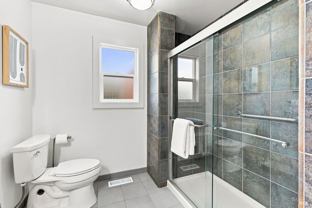 64 Via La Cumbre Greenbrae CA 94904
