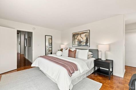 64 Via La Cumbre Greenbrae CA 94904