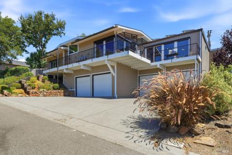 64 Via La Cumbre Greenbrae CA 94904