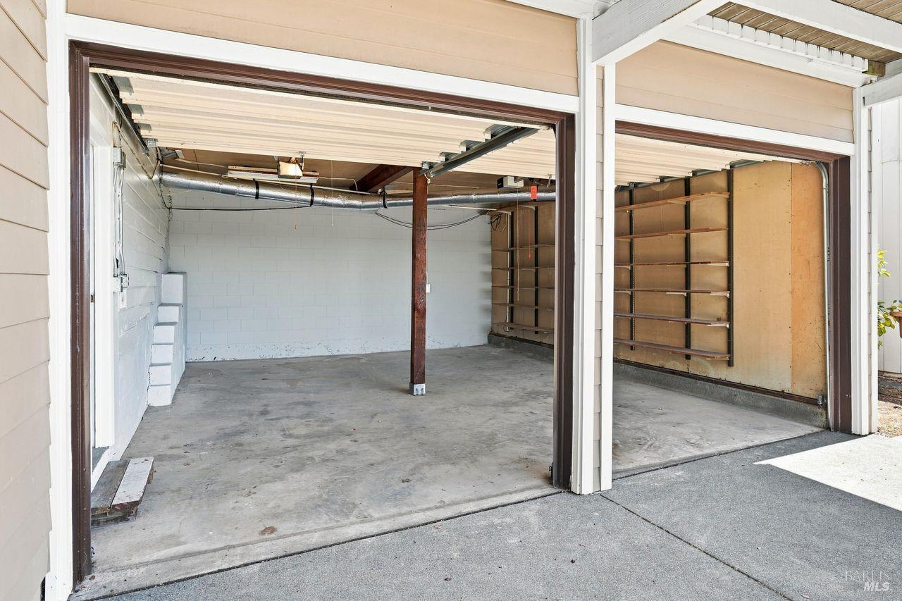 64 Via La Cumbre Greenbrae CA 94904