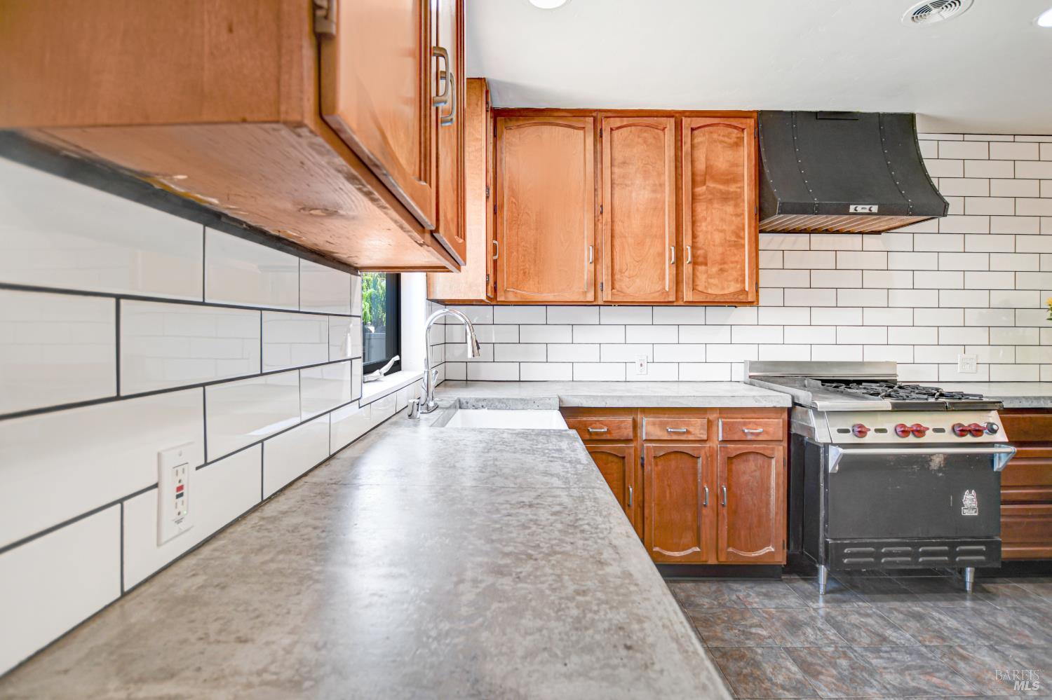 866 Yuba Drive Santa Rosa CA 95407