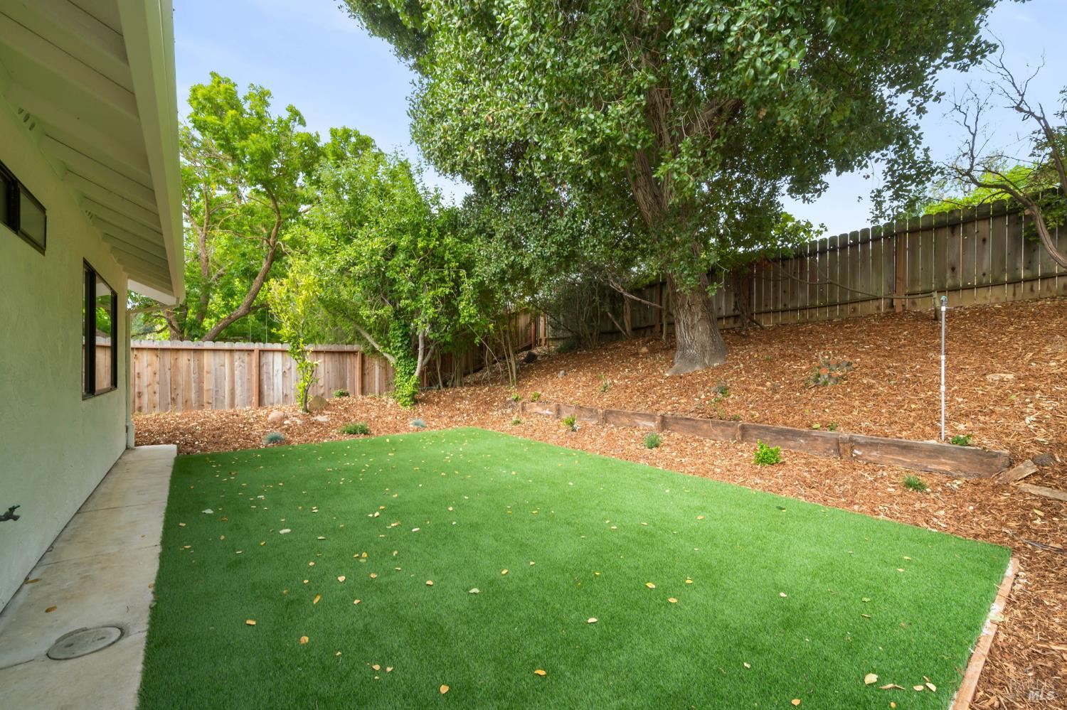 879 Oxford Way Benicia CA 94510
