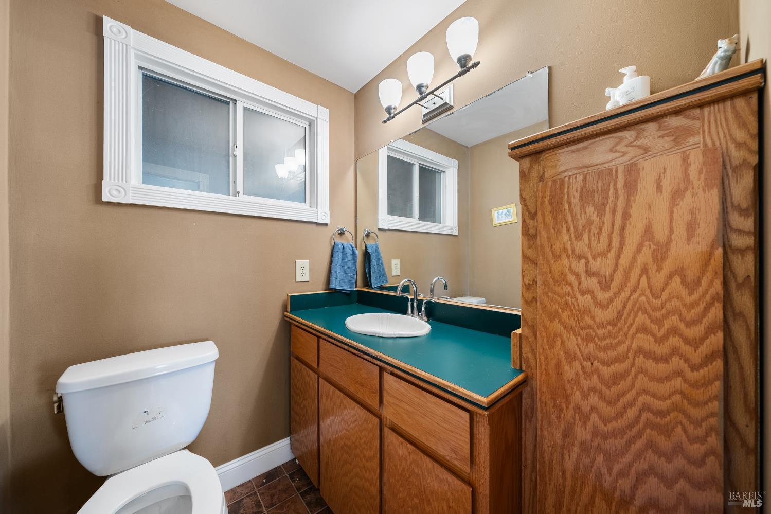 12620 Lakeshore Drive Clearlake CA 95422