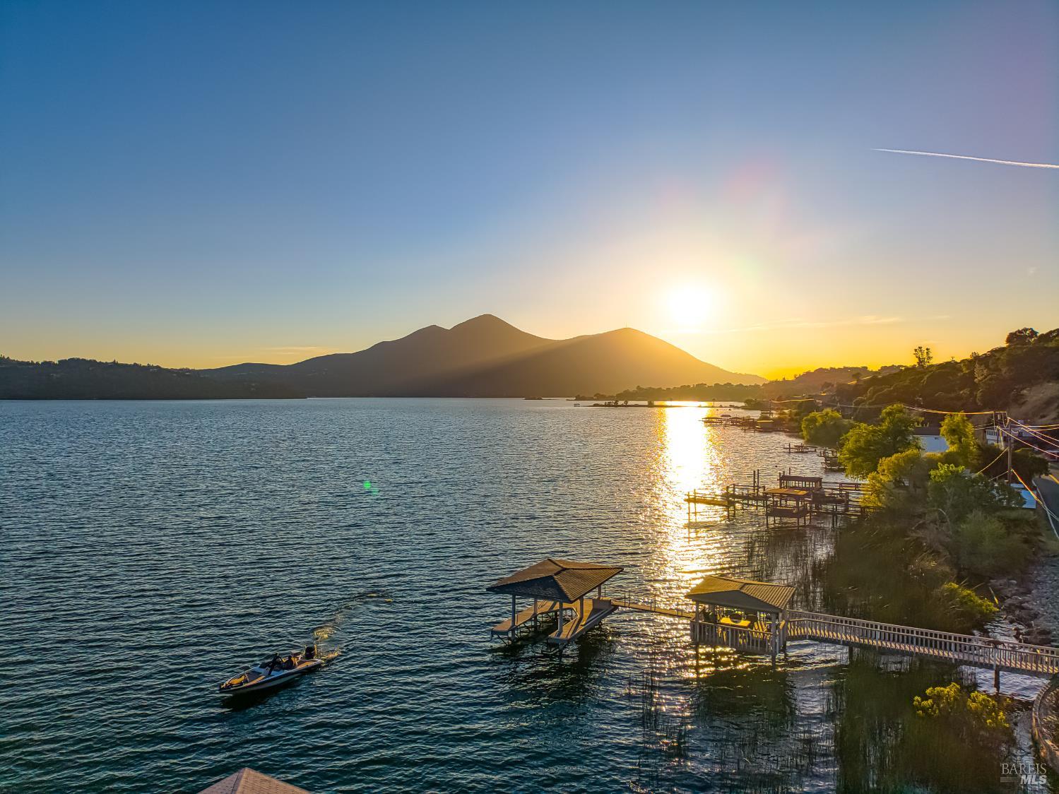 12620 Lakeshore Drive Clearlake CA 95422