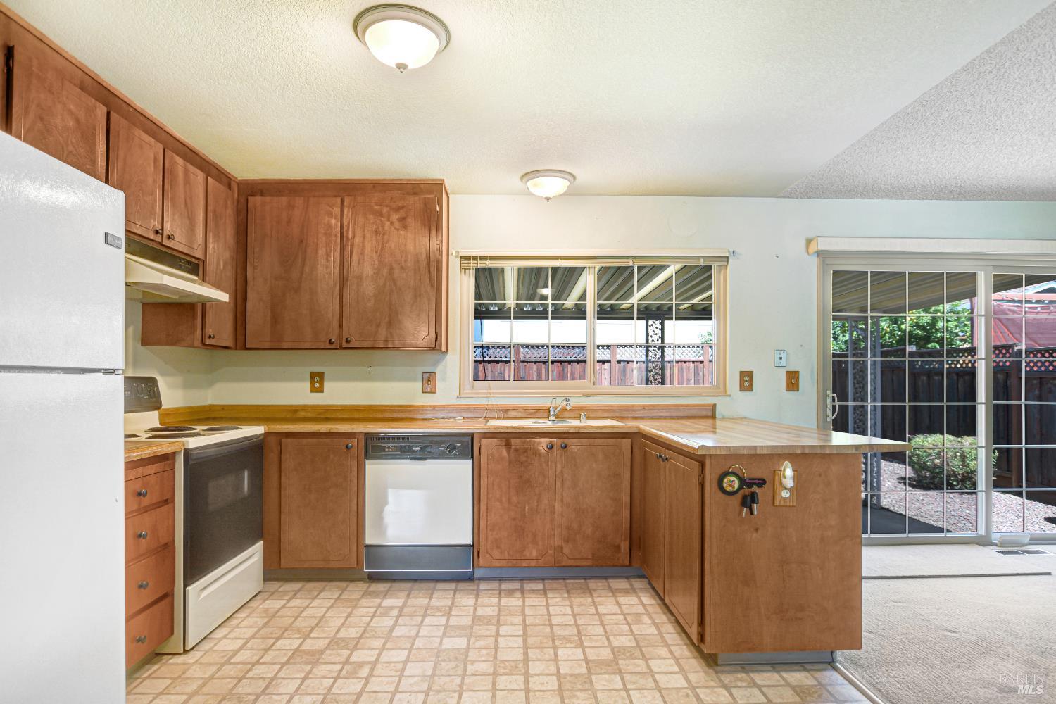 4405 Glacier Court Rohnert Park CA 94928