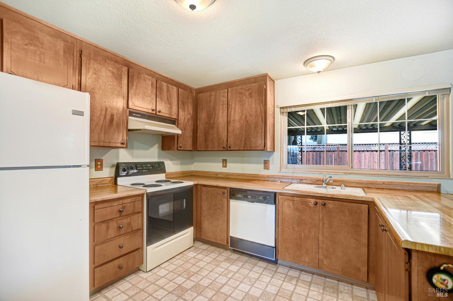4405 Glacier Court Rohnert Park CA 94928