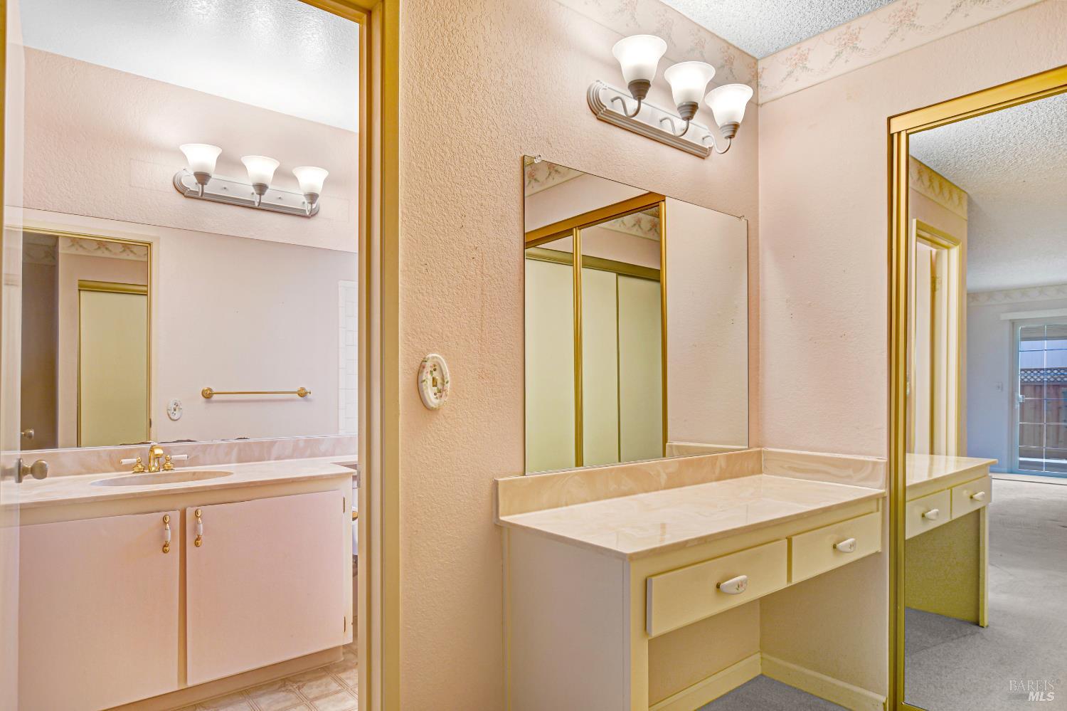 4405 Glacier Court Rohnert Park CA 94928