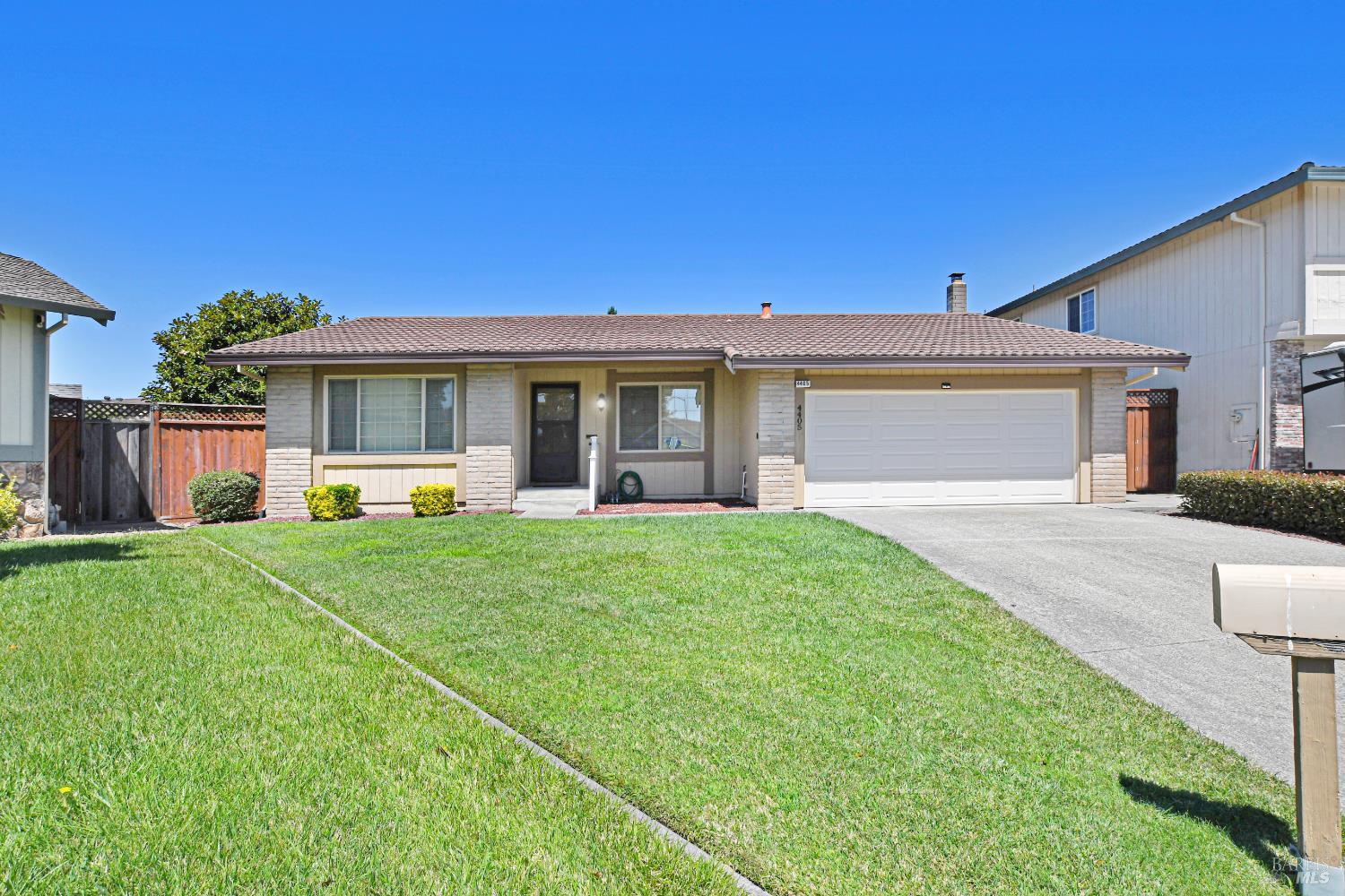 4405 Glacier Court Rohnert Park CA 94928