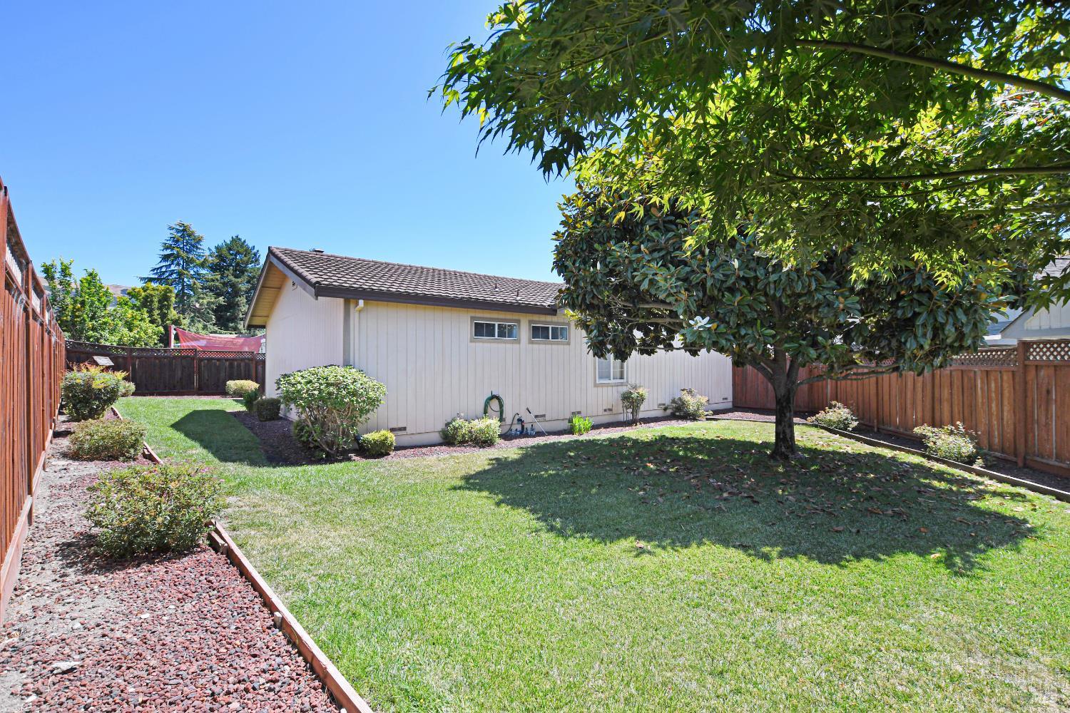 4405 Glacier Court Rohnert Park CA 94928