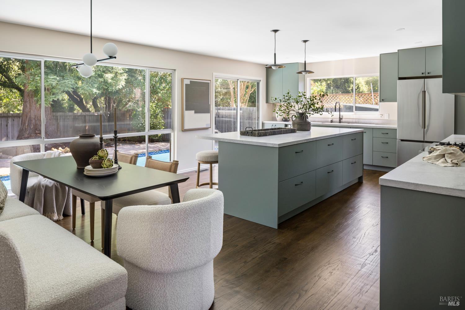 432 Calle De La Mesa Novato CA 94949
