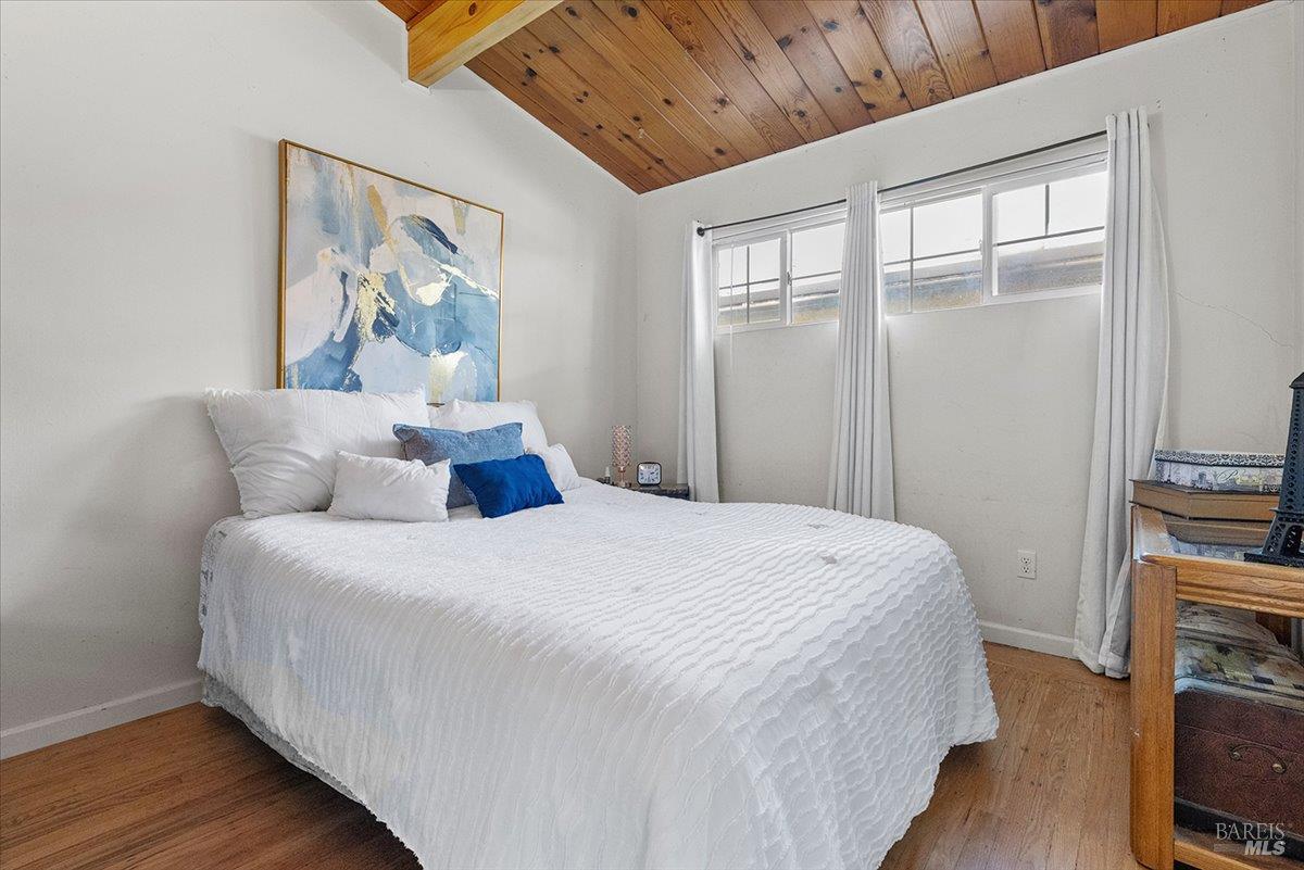 2231 Creekside Road Santa Rosa CA 95405