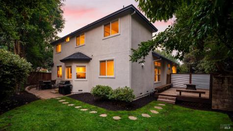 7970 Soll Court Sebastopol CA 95472