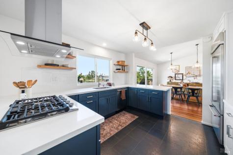 61 Bahama Reef Novato CA 94949