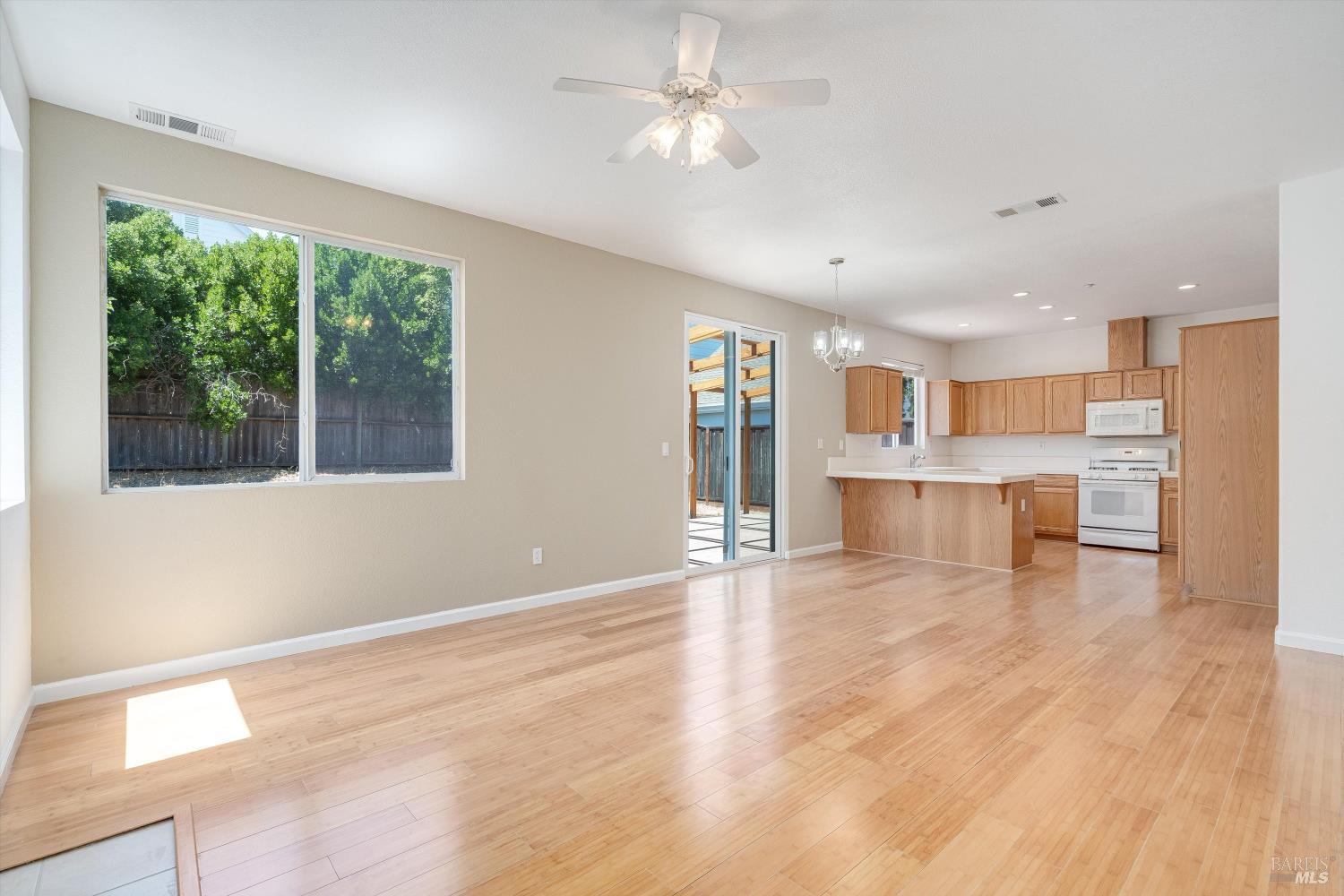 1715 Spur Ridge Lane Healdsburg CA 95448