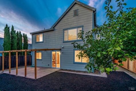 1715 Spur Ridge Lane Healdsburg CA 95448