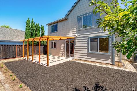 1715 Spur Ridge Lane Healdsburg CA 95448