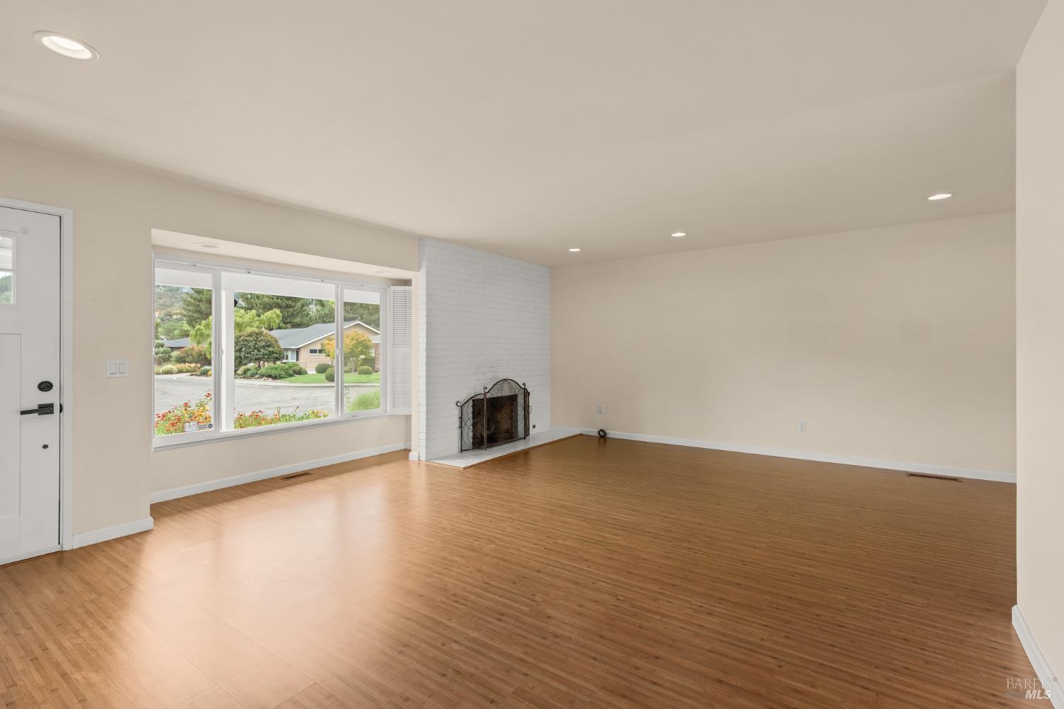 304 Mockingbird Circle Santa Rosa CA 95409