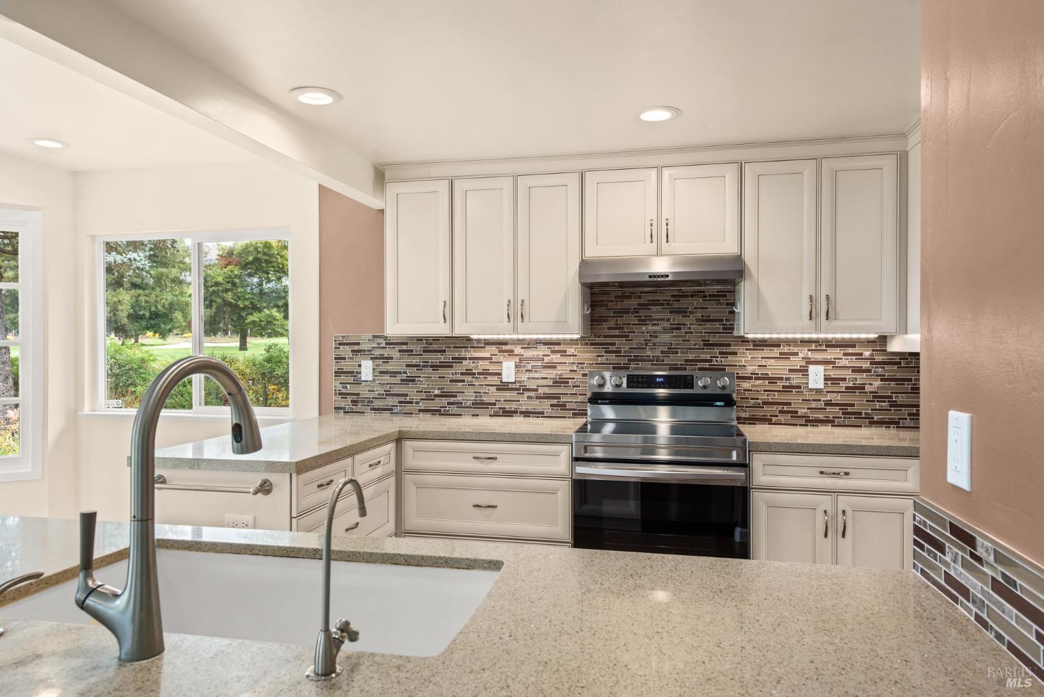 304 Mockingbird Circle Santa Rosa CA 95409