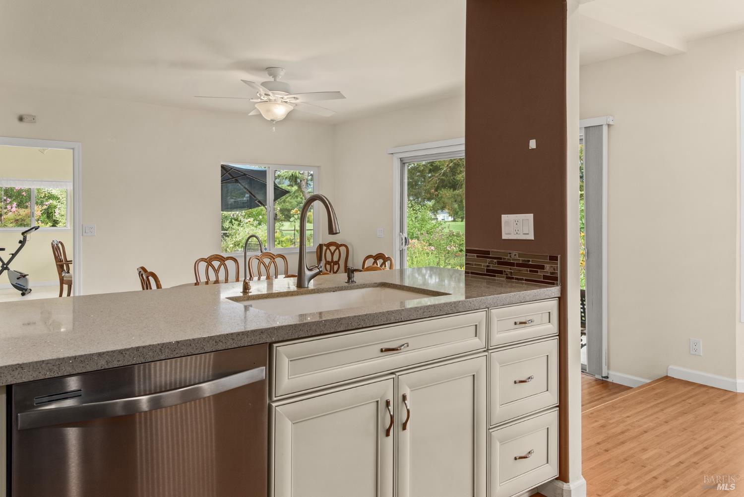 304 Mockingbird Circle Santa Rosa CA 95409