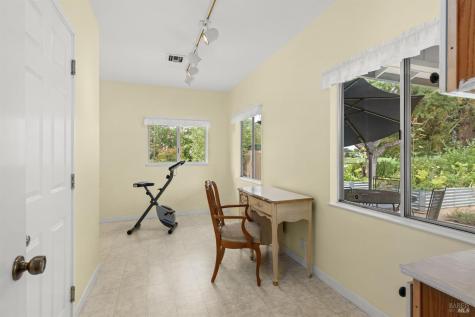 304 Mockingbird Circle Santa Rosa CA 95409