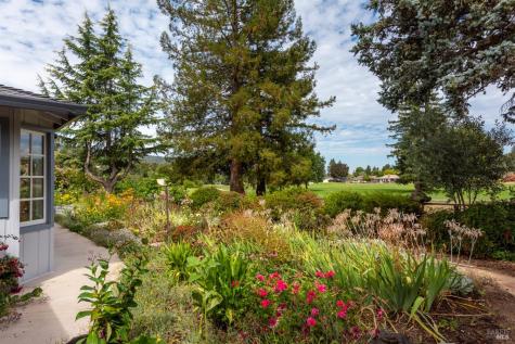 304 Mockingbird Circle Santa Rosa CA 95409
