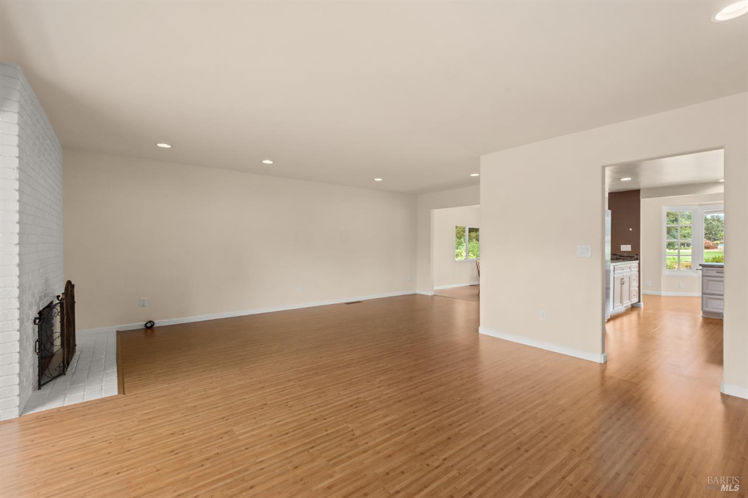 304 Mockingbird Circle Santa Rosa CA 95409