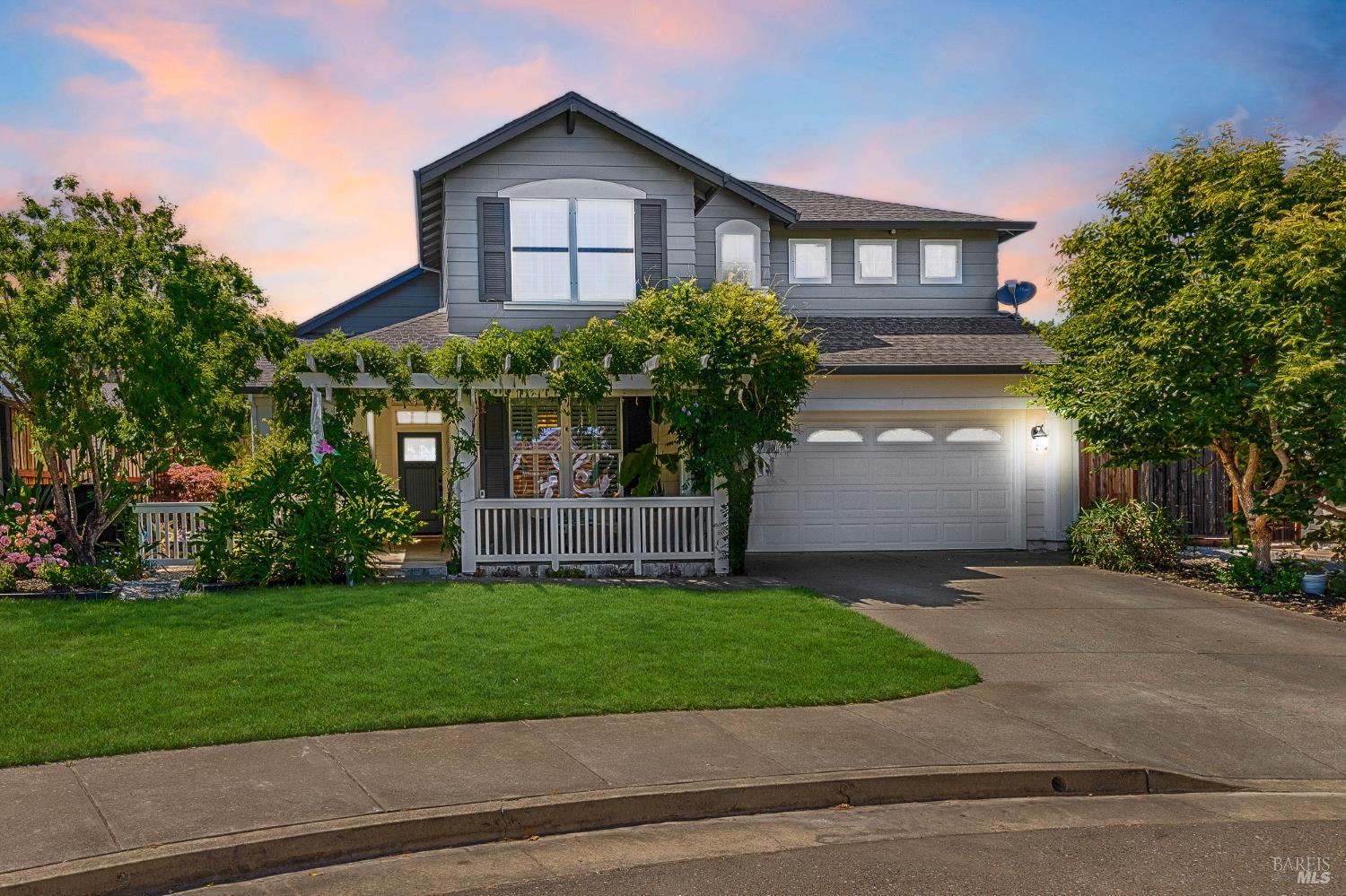312 Cottage Court Cloverdale CA 95425