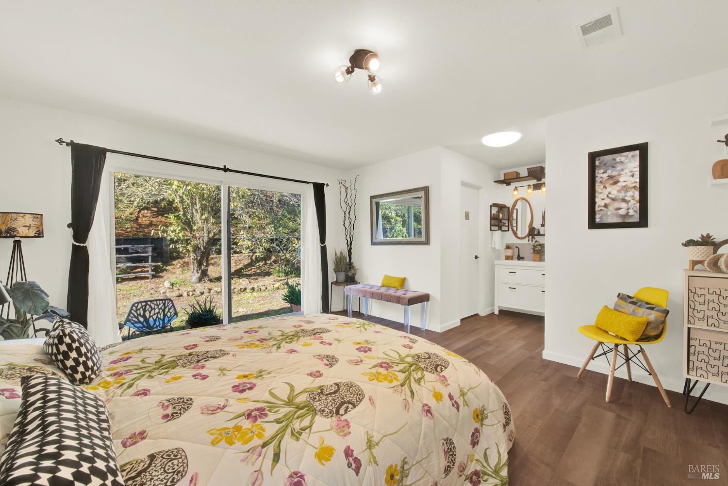 221 Parkview Terrace Vallejo CA 94589
