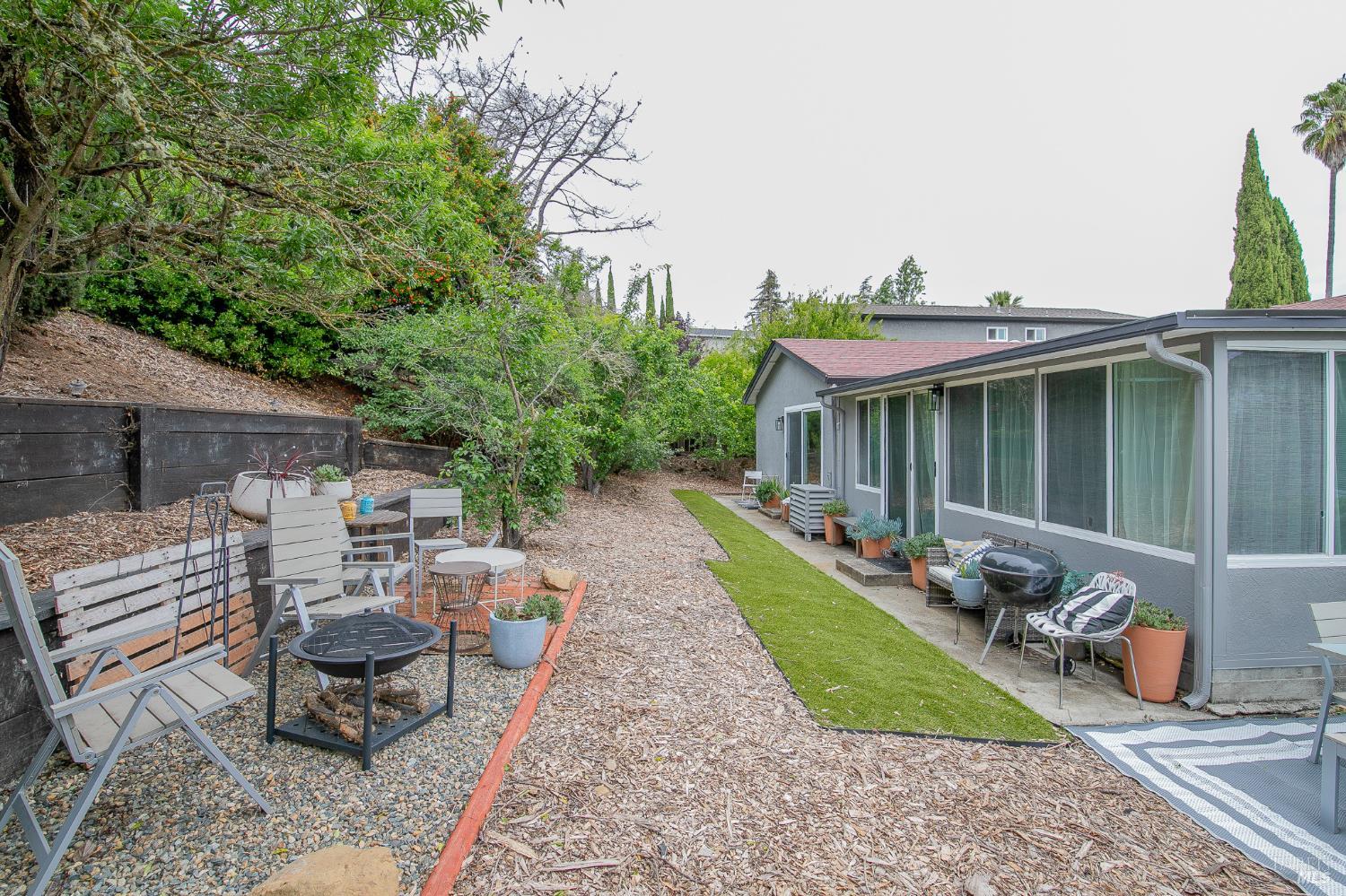 221 Parkview Terrace Vallejo CA 94589