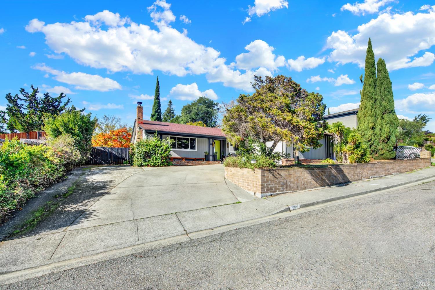 221 Parkview Terrace Vallejo CA 94589