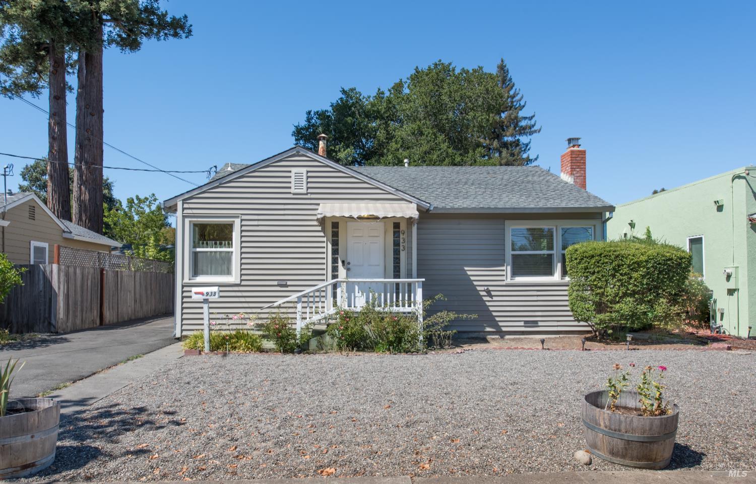933 Vallejo Street Santa Rosa CA 95404