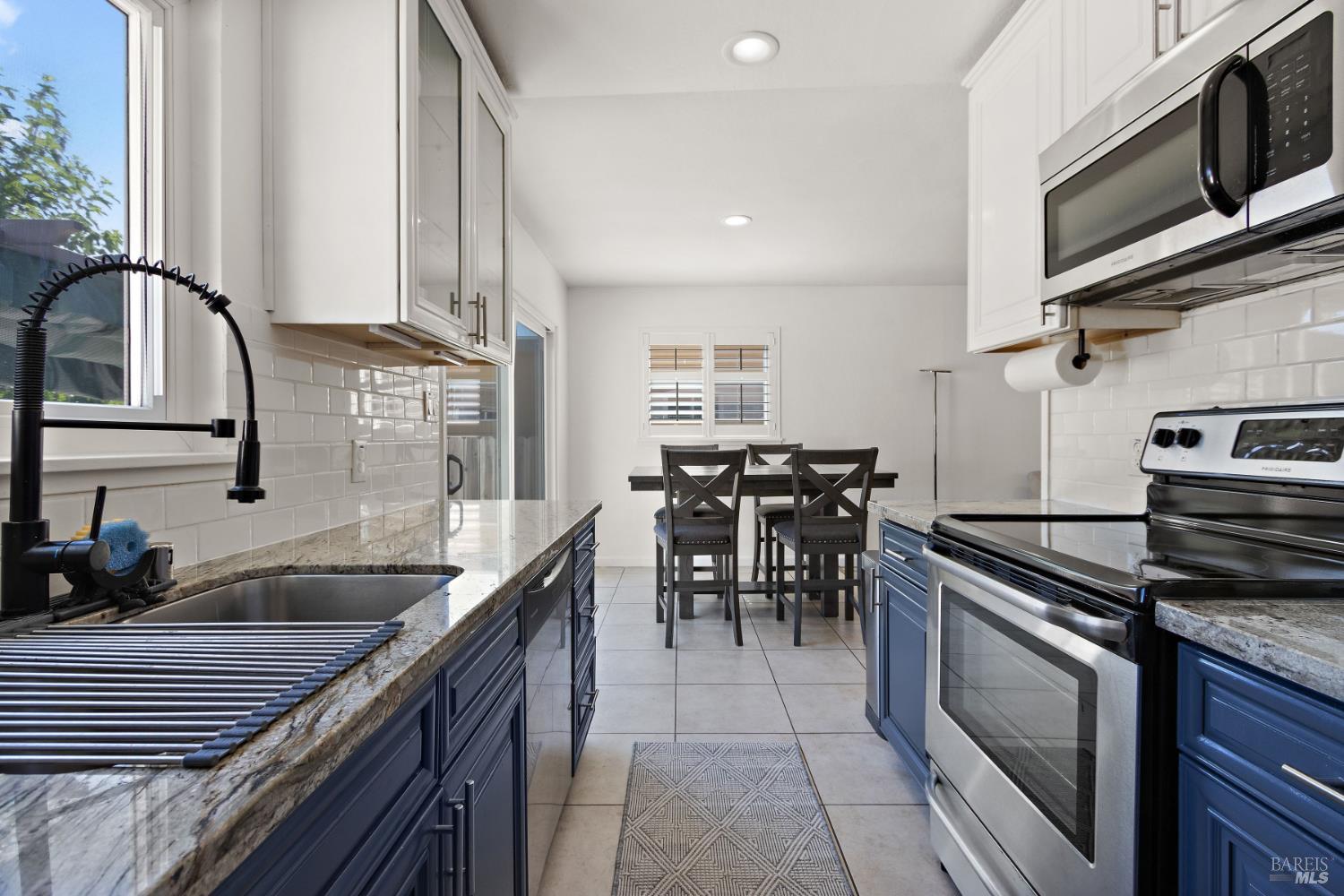 127 Whitecliff Drive Vallejo CA 94589