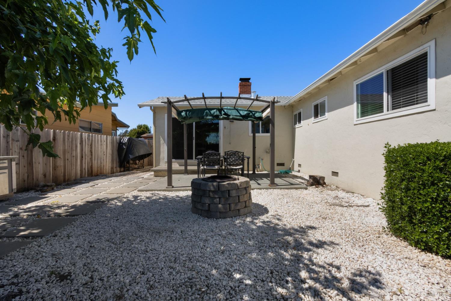 127 Whitecliff Drive Vallejo CA 94589