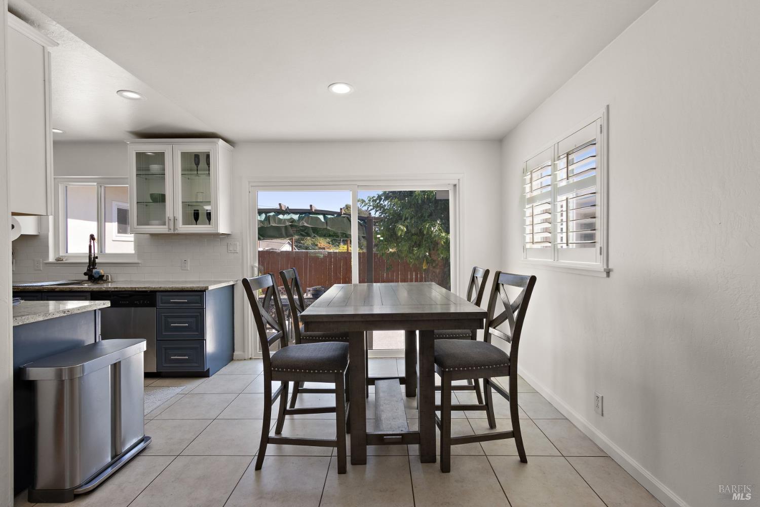 127 Whitecliff Drive Vallejo CA 94589