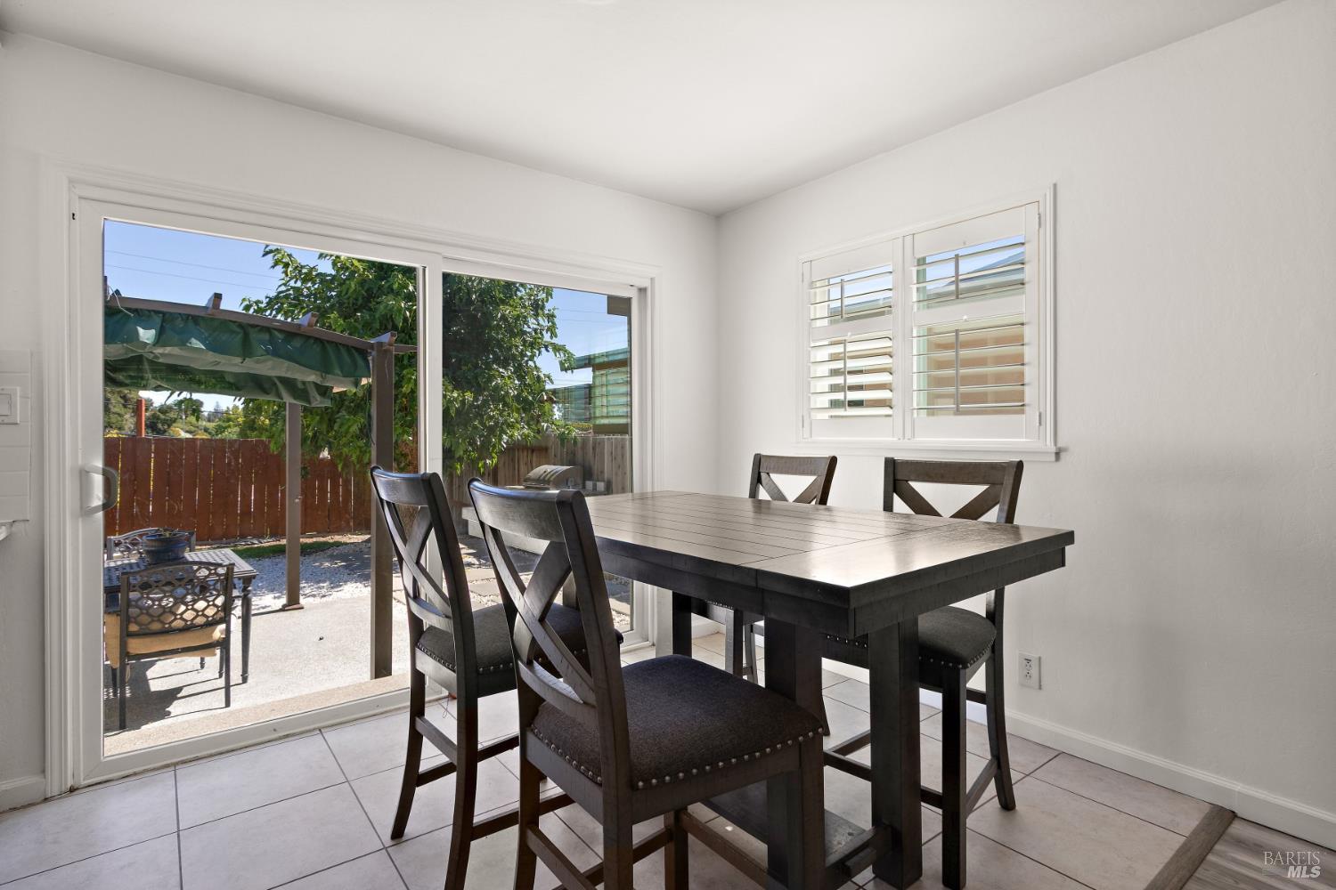 127 Whitecliff Drive Vallejo CA 94589