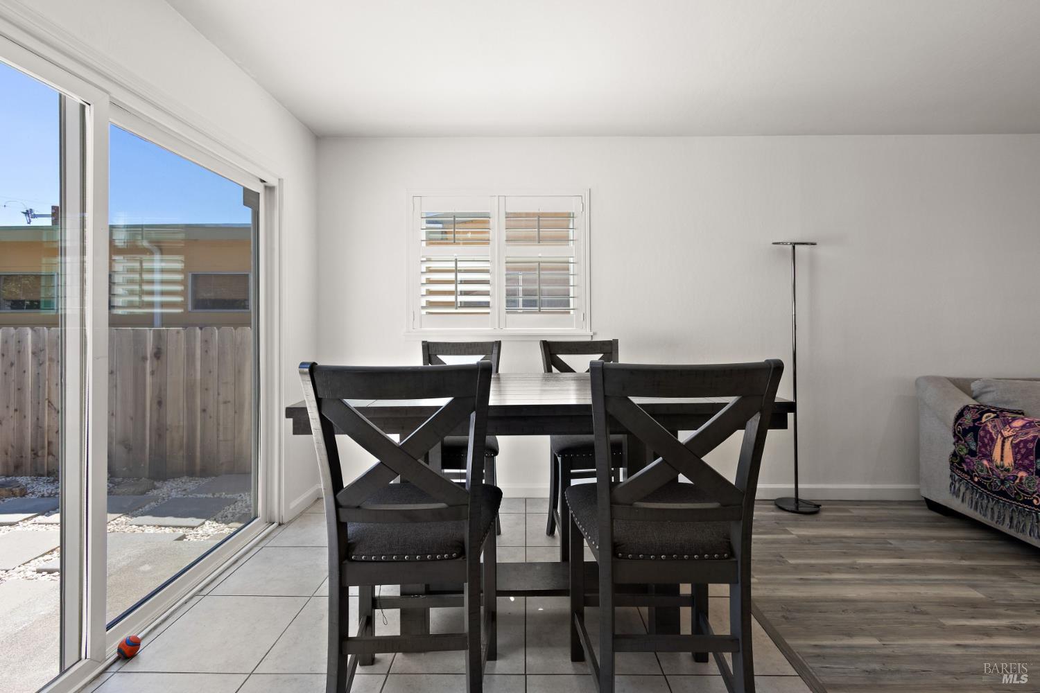 127 Whitecliff Drive Vallejo CA 94589