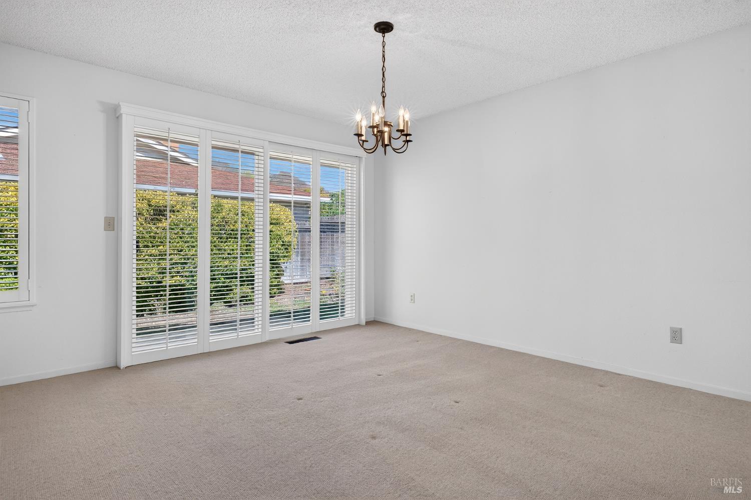 8940 Oakmont Drive Santa Rosa CA 95409