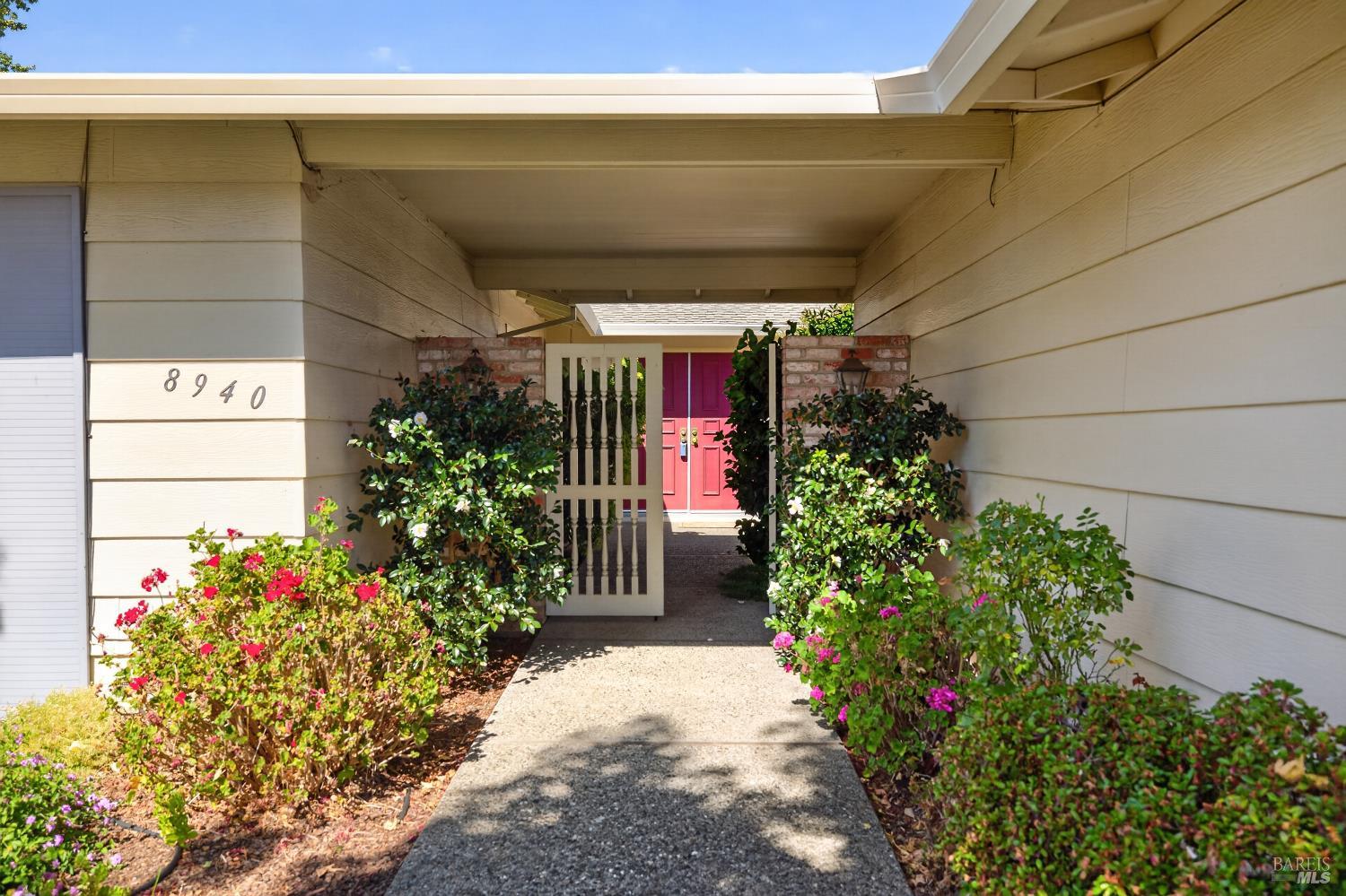 8940 Oakmont Drive Santa Rosa CA 95409