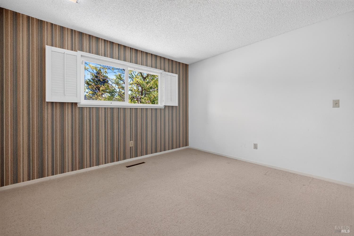 8940 Oakmont Drive Santa Rosa CA 95409