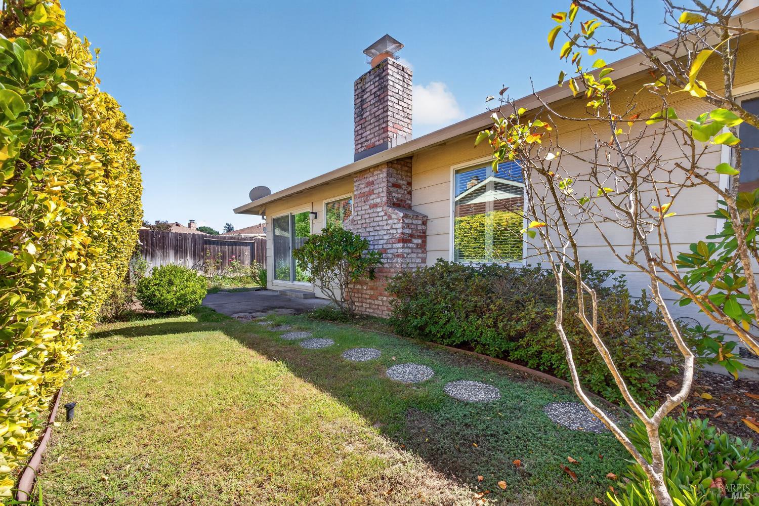 8940 Oakmont Drive Santa Rosa CA 95409