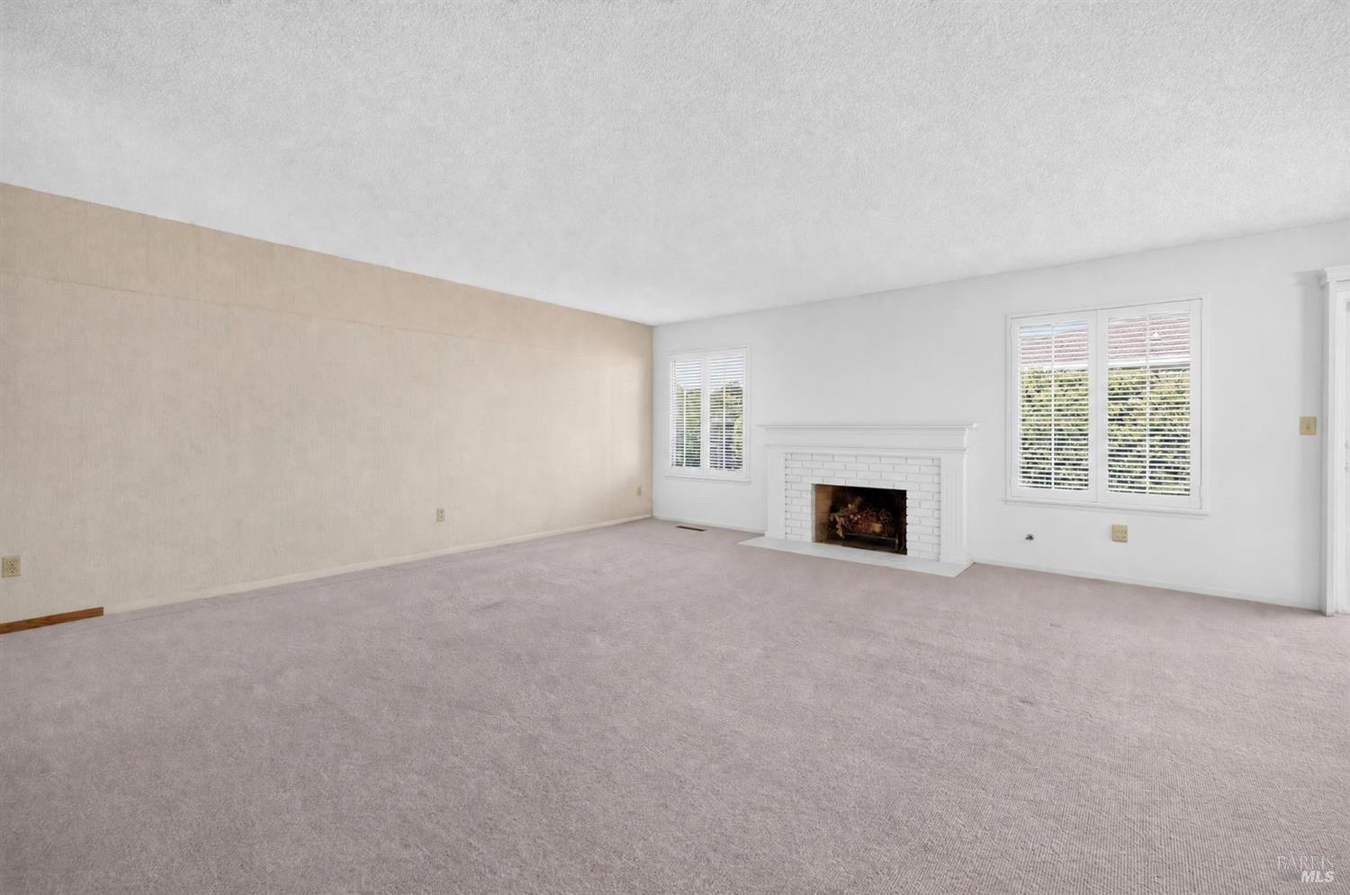 8940 Oakmont Drive Santa Rosa CA 95409