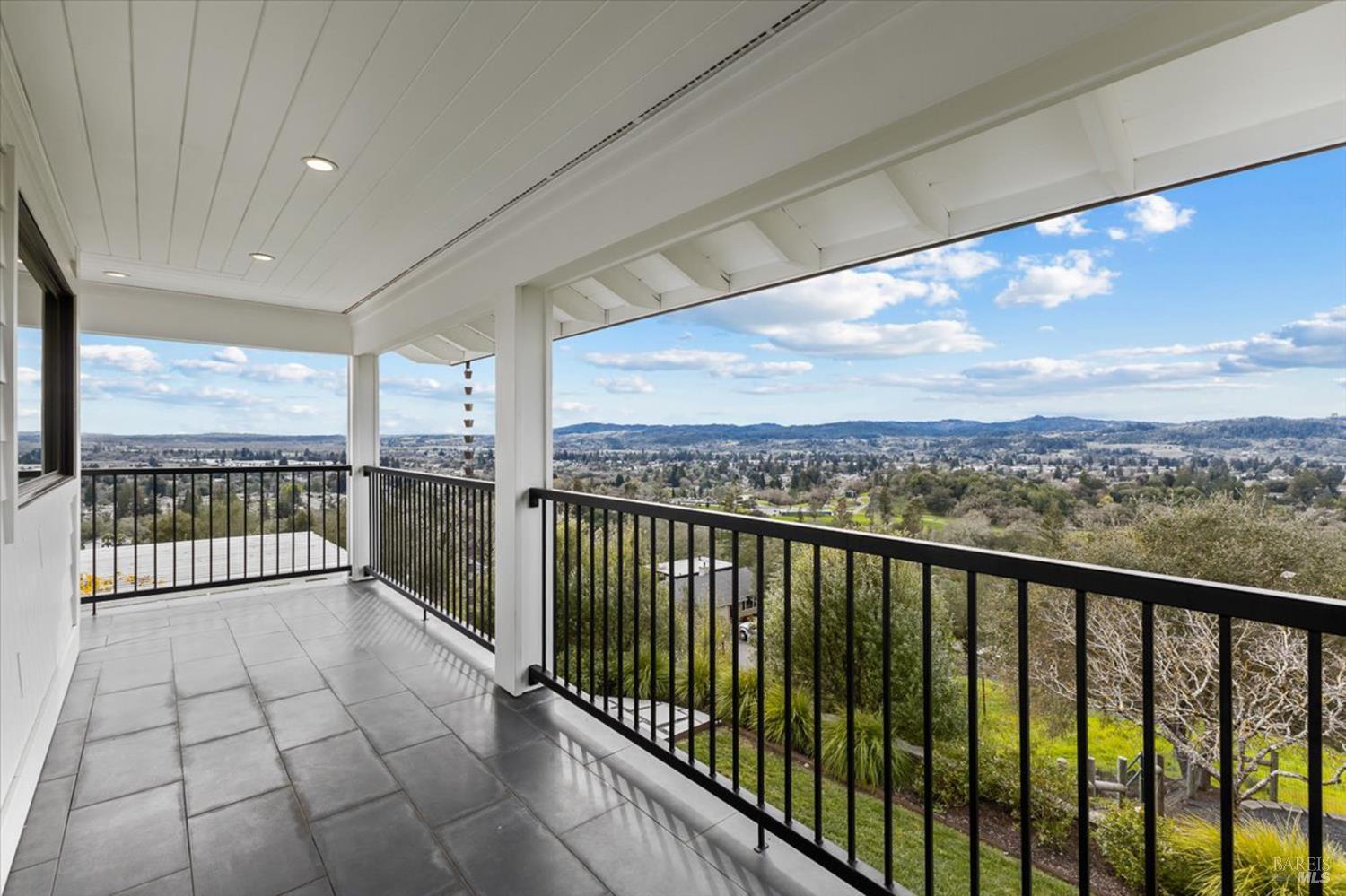 775 Benjamin Way Healdsburg CA 95448