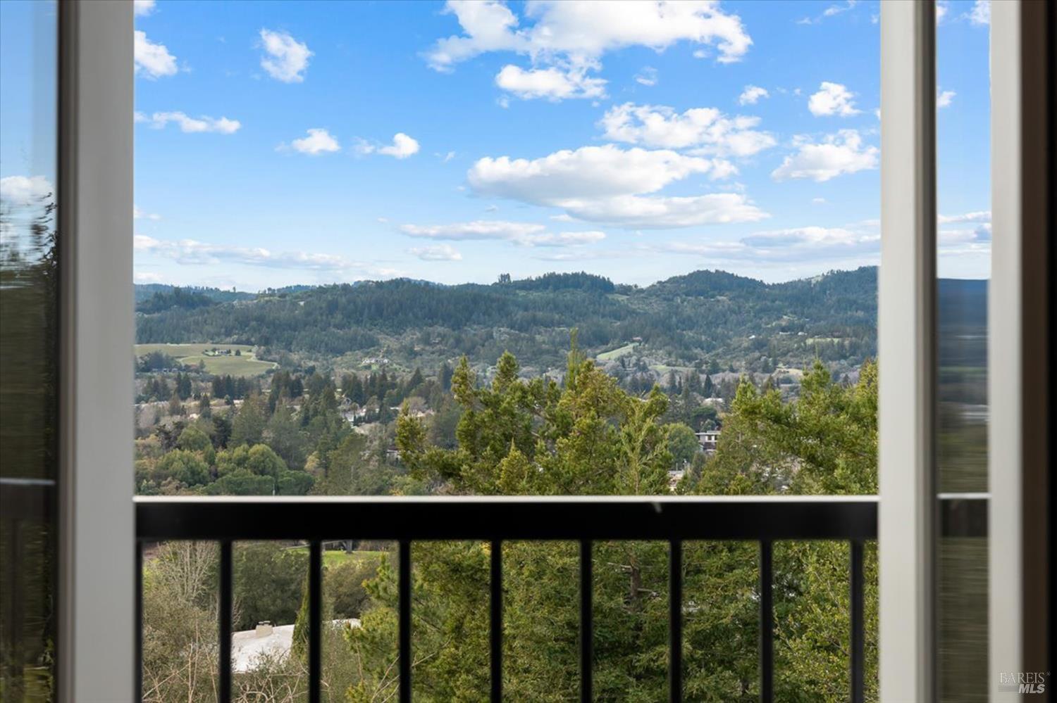 775 Benjamin Way Healdsburg CA 95448