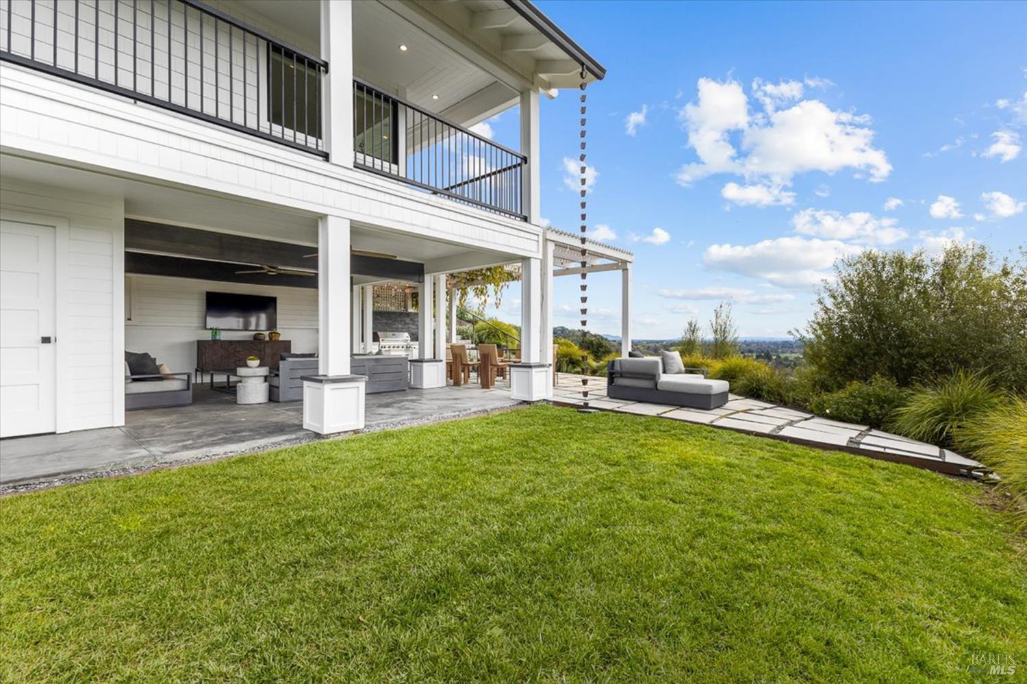 775 Benjamin Way Healdsburg CA 95448