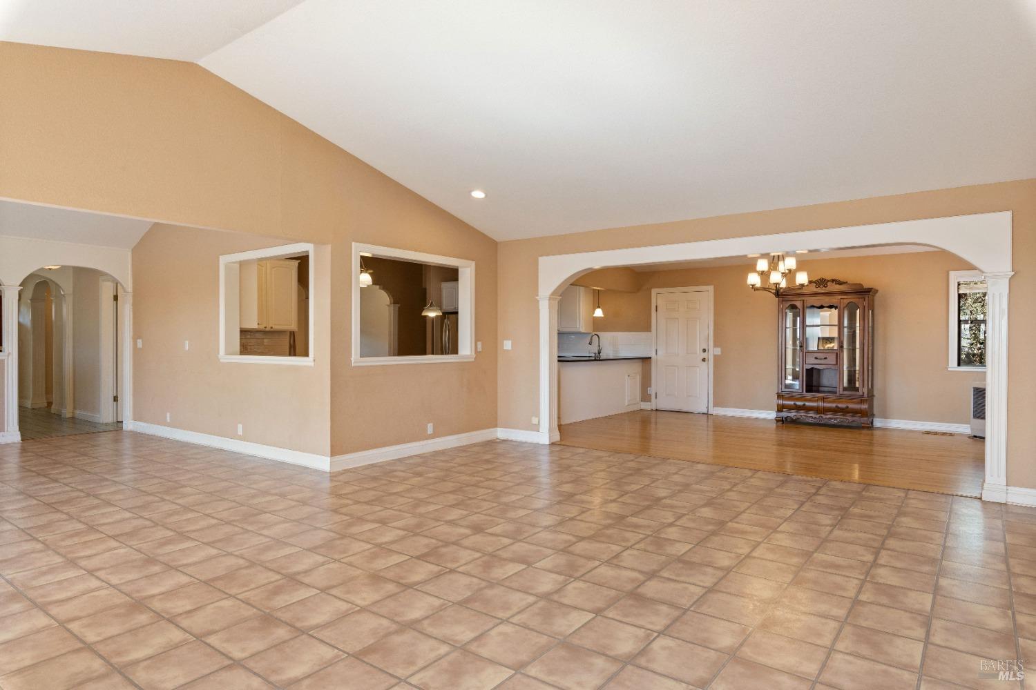2210 Cedar Hill Way Lakeport CA 95453