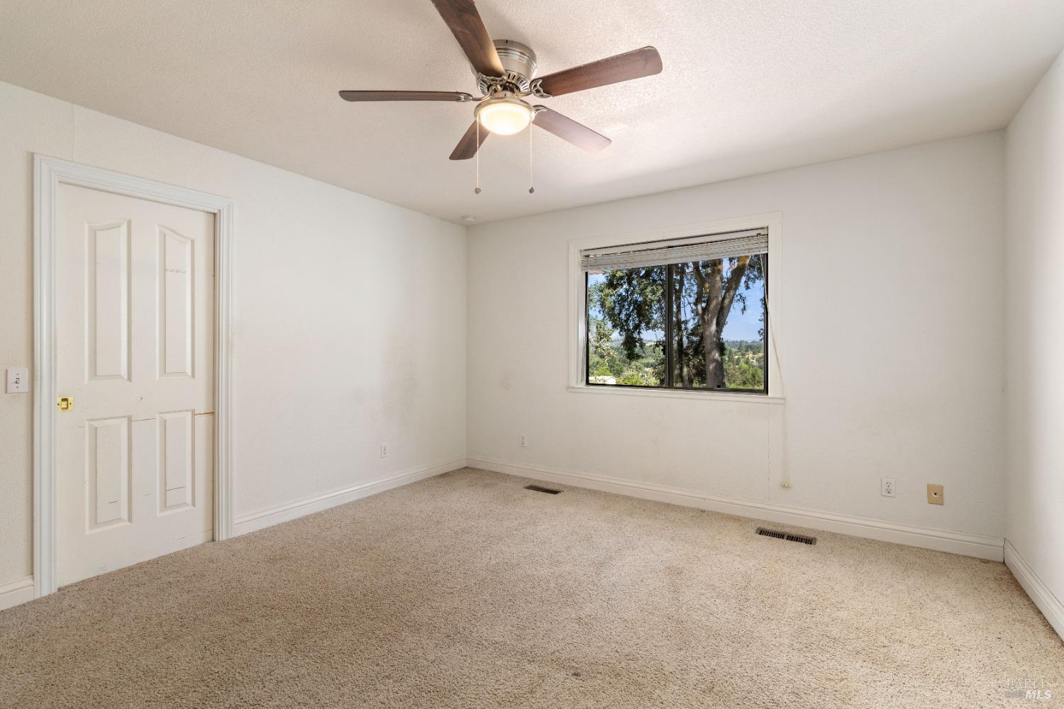 2210 Cedar Hill Way Lakeport CA 95453