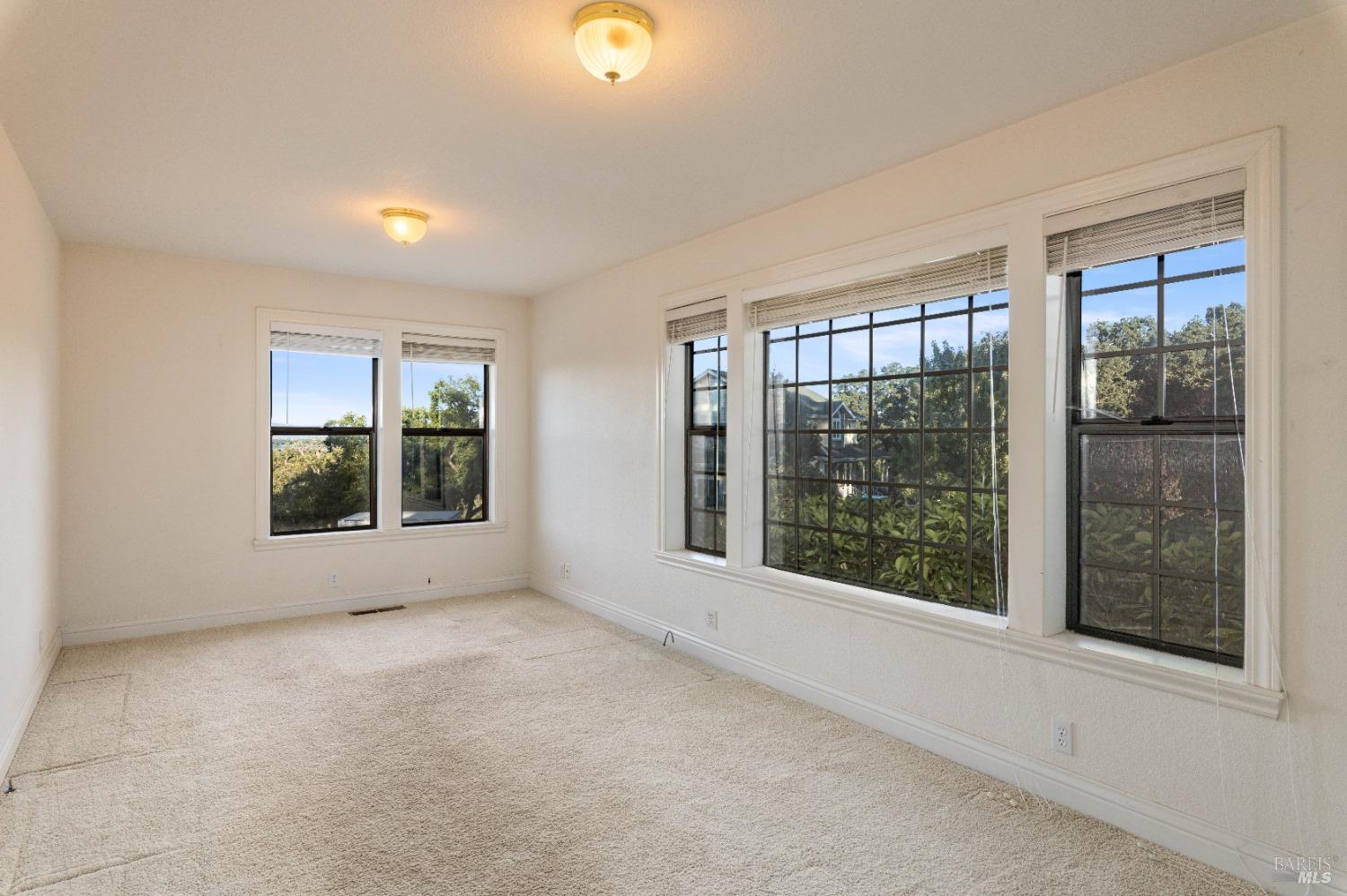 2210 Cedar Hill Way Lakeport CA 95453