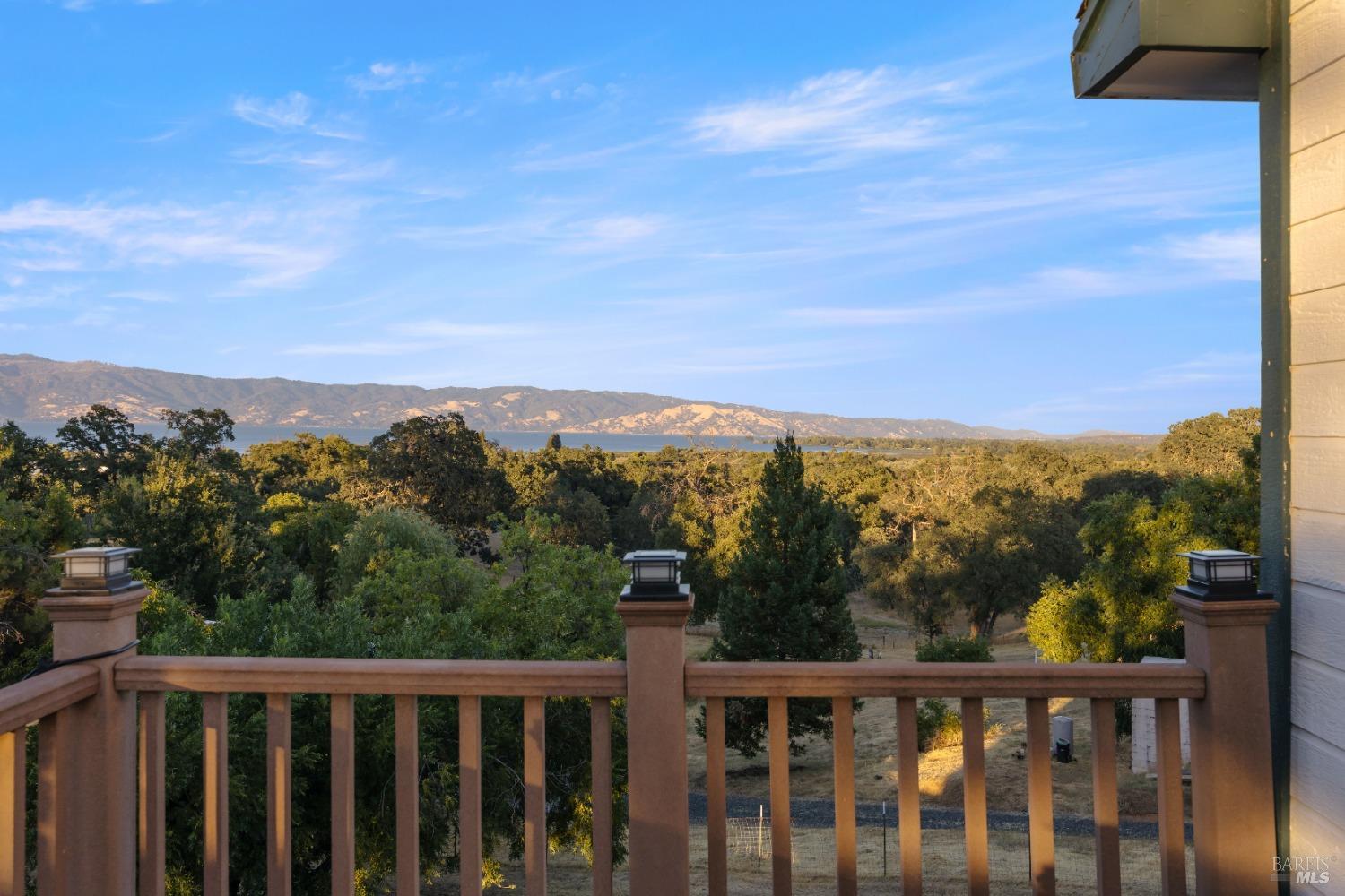 2210 Cedar Hill Way Lakeport CA 95453